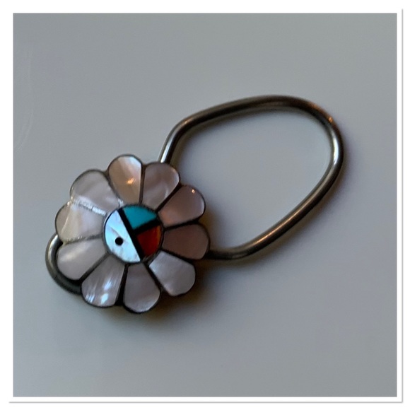 Vintage Bennett Pat Pending C-31 Zuni Sunface Keychain Mother Of Pearl Blue - Picture 4 of 8